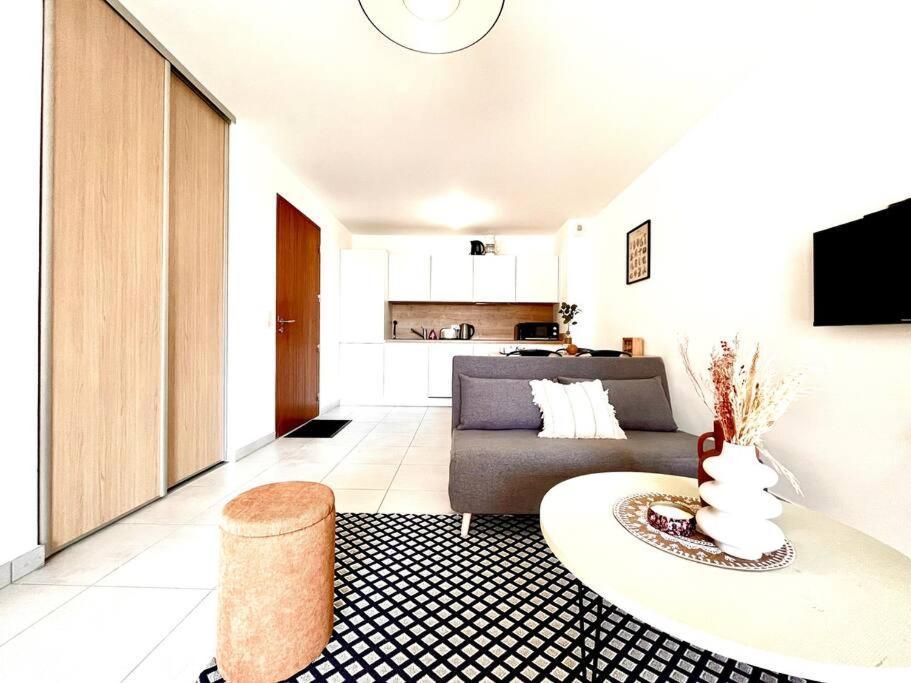 Appartement Neuf Avec Terrasse Saint-Florent  Exterior foto